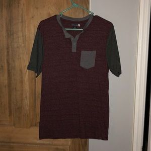 Gray and maroon Earthbound T-shirt
